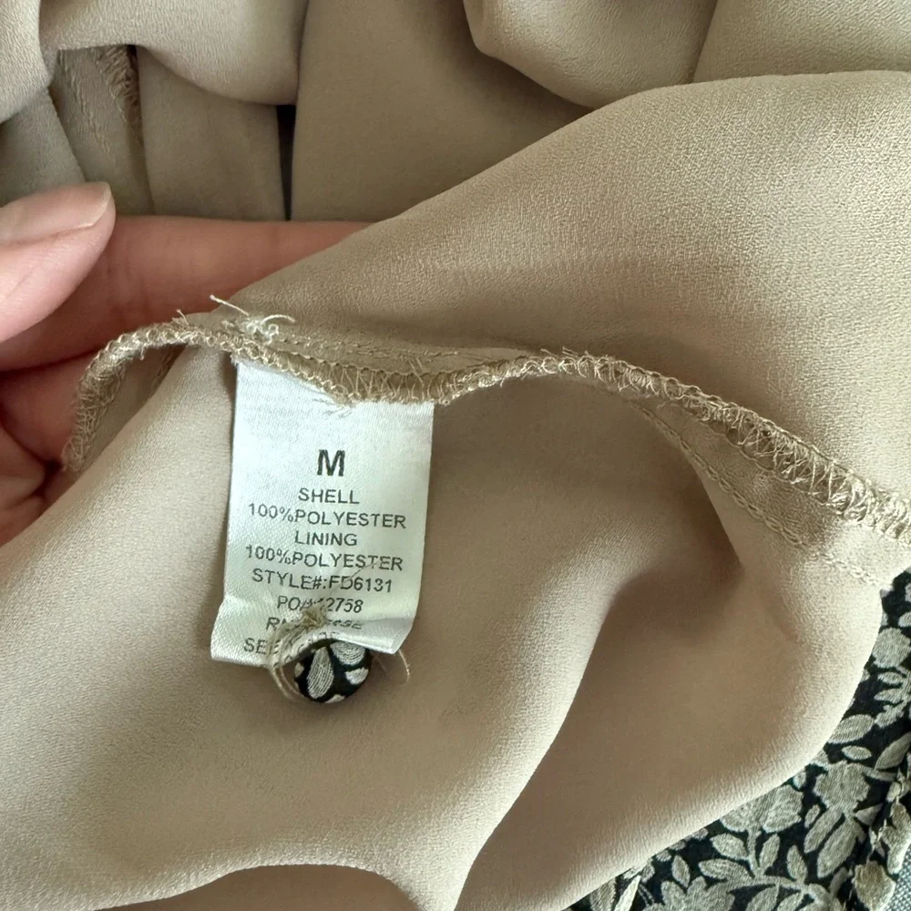 Olivia Grey Floral Sleeveless Dress - Picture 6 of 7